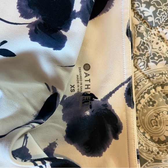 Athleta set - Picture 5 of 5